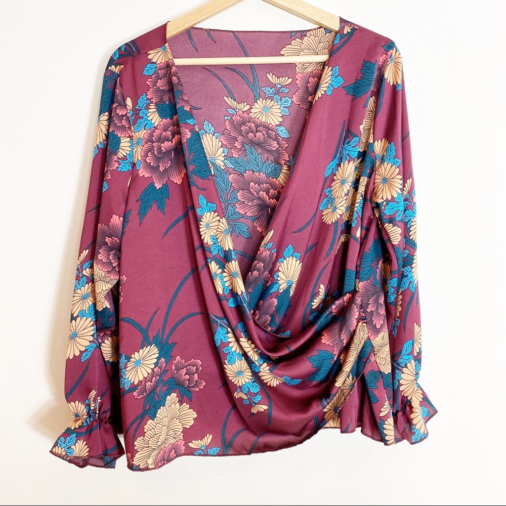 Floral faux wrap long sleeve plus sz top size 1XL